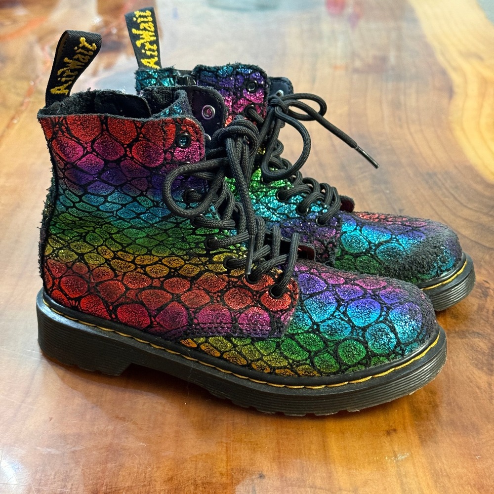 Dr. Martens Boots US 1 M UK 13 EU 32 1460 Pascal J Girl Sparkle Snake Metallic